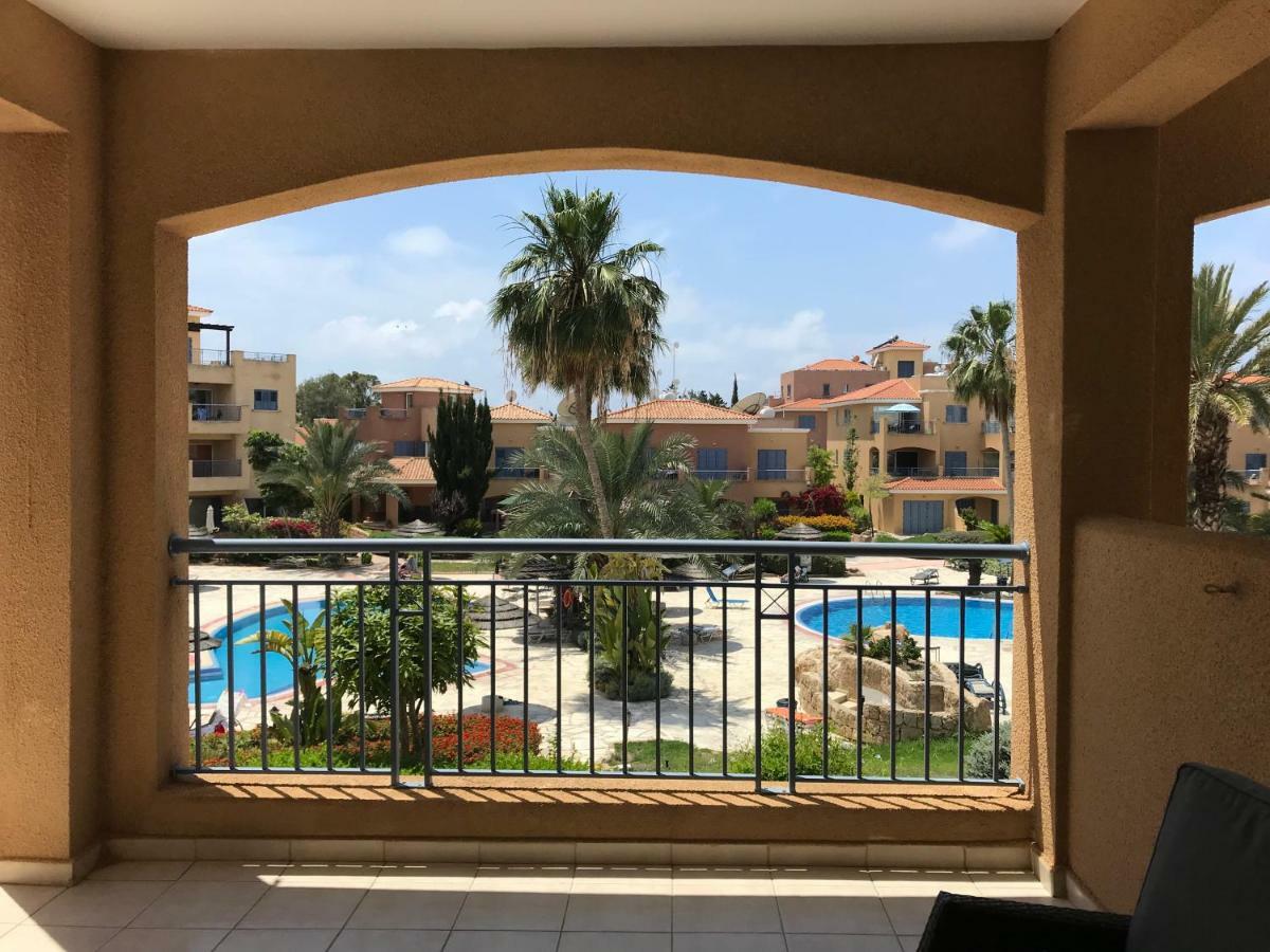 Limnaria Gardens - Modern 1 Bed, Walk To Beach & Shops Paphos Exterior photo